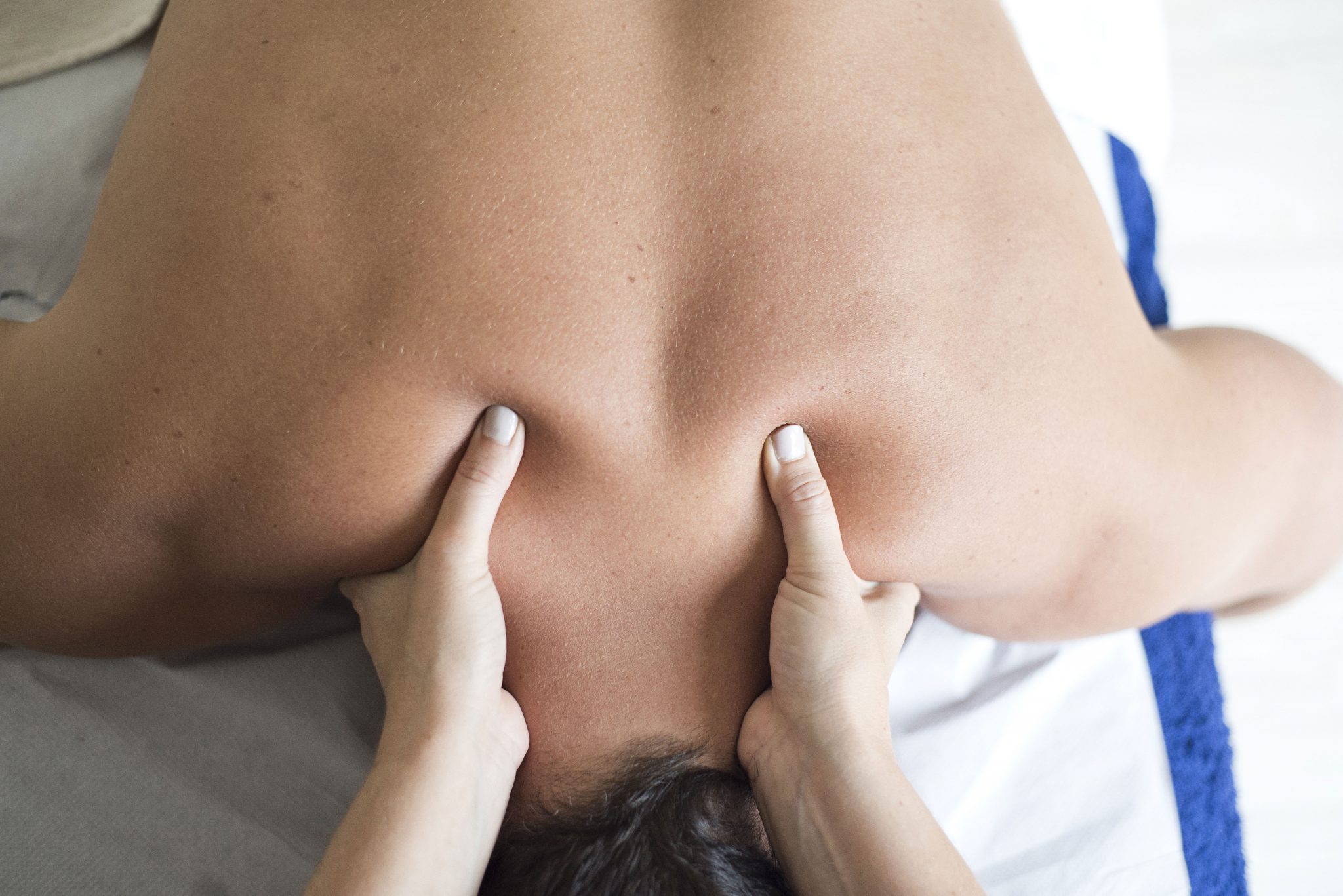 Rectificación de la lordosis cervical: síntomas, causas y tratamientos efectivos